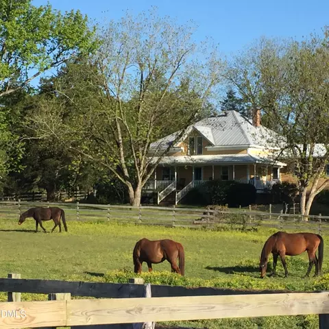 146 Hoke Brooks Rd, Siler City, NC 27344