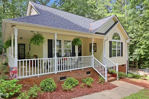 161 Talbert Dr, Holly Springs, NC 27540