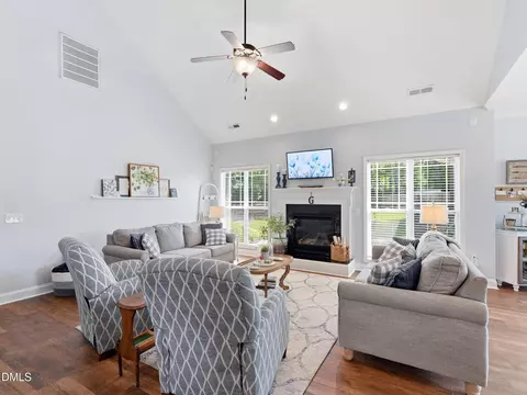 14 N Sunset Ridge Dr, Willow Spring, NC 27592 photo 3