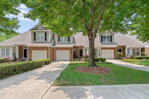 8735 Courage Ct, Raleigh, NC 27615