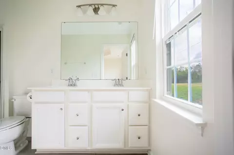 Bath - 240 Brier Summit Pl, Durham, NC 27703 photo 2 of 2