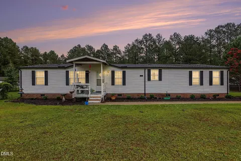 108 Debbie Ln, Angier, NC 27501