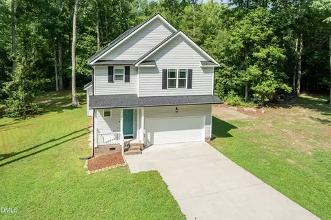 202 Cardinal Ct, Oxford, NC 27565