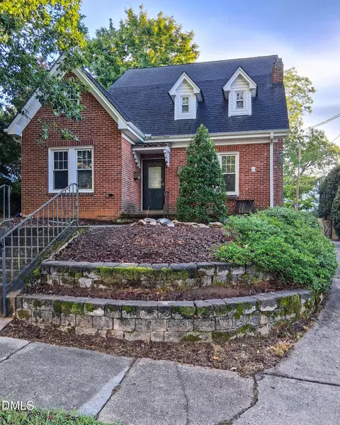 1917 Sunset Dr, Raleigh, NC 27608