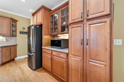 Kitchen - 65 Powell Dr, Smithfield, NC 27577 photo 3 of 6