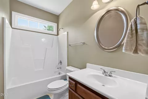 Bath - 65 Powell Dr, Smithfield, NC 27577 photo 4 of 5