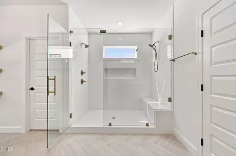 Bath - 3829 Coach Lantern Ave, Wake Forest, NC 27587 photo 4 of 8