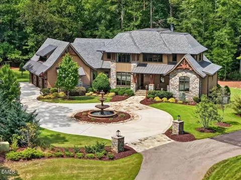 1421 Alpine Crk Dr, Raleigh, NC 27614