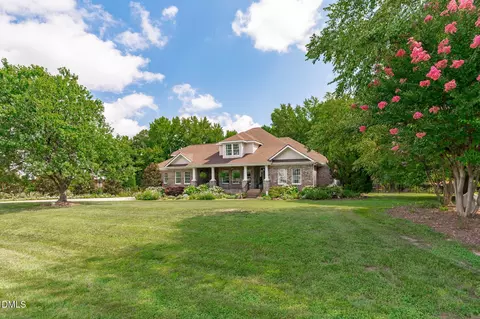 5341 Georgiana Ridge Dr, Holly Springs, NC 27540