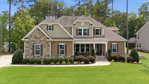 556 Rockport Dr, Clayton, NC 27527
