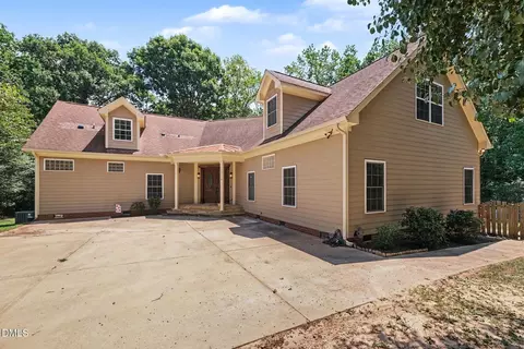 2700 Misty Glen Trl, Raleigh, NC 27606
