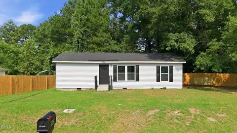 124 Thorne Rd, Rocky Mount, NC 27801