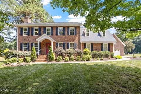 4925 Birchleaf Dr, Raleigh, NC 27606