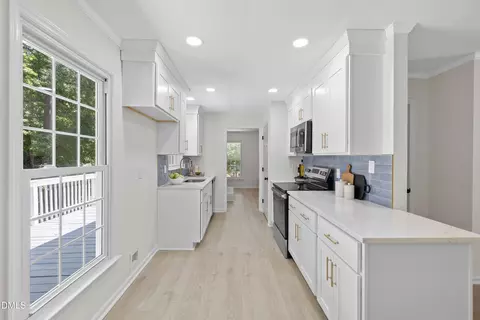 Entry Way - 1310 Bramble Dr, Durham, NC 27712 photo 1 of 6