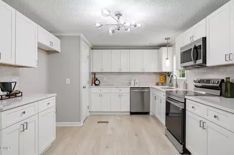 3841 Dodge Ave, Durham, NC 27704 photo 3