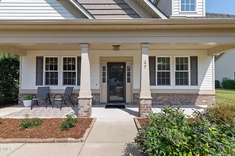 27 Langdon Pointe Dr, Garner, NC 27529 photo 3