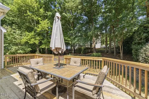 Exterior - 1316 Pendula Path, Apex, NC 27502 photo 6 of 11