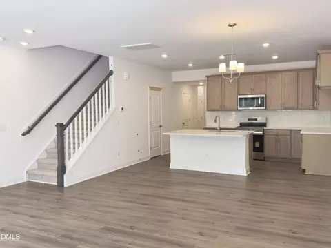 Kitchen - 5410 Running Fox Ln, Durham, NC 27703 photo 4 of 5