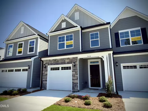 5410 Running Fox Ln, Durham, NC 27703
