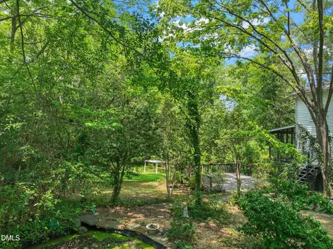 1018 Wells St, Durham, NC 27707 photo 4