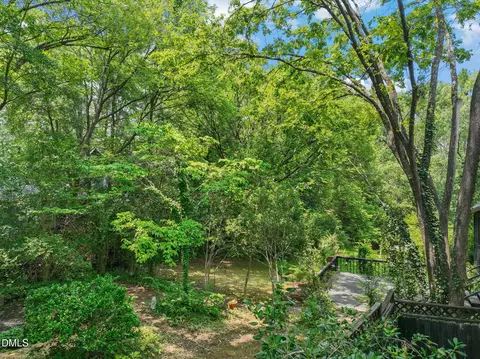 1018 Wells St, Durham, NC 27707 photo 3