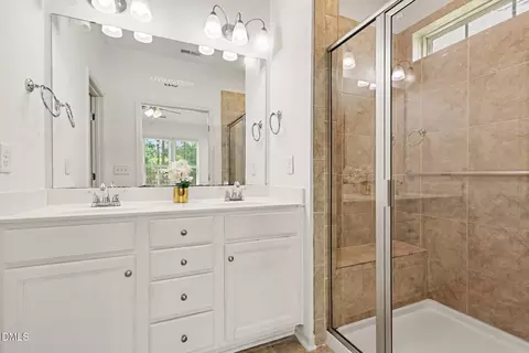 Bath - 538 Brunello Dr, Wake Forest, NC 27587 photo 2 of 2