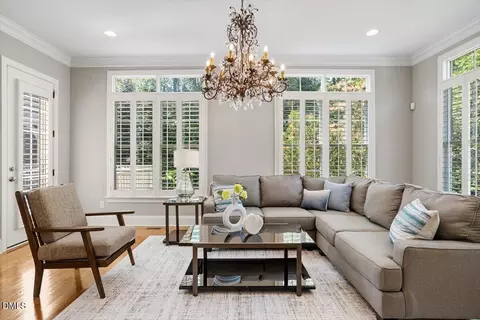 105 Beacon Hollow Pl, Cary, NC 27519