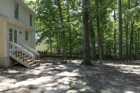 Exterior - 541 Bluestone Rd, Durham, NC 27713 photo 6 of 9