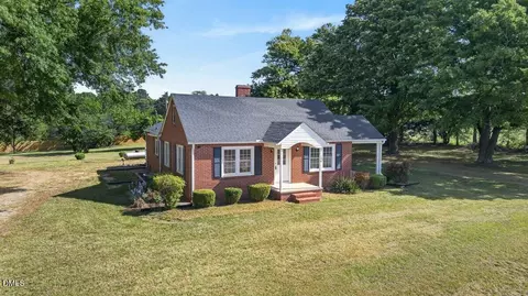 148 Baptist Church Rd, Henderson, NC 27537