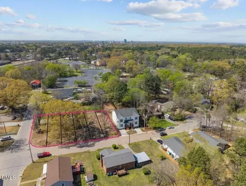 428 Sparella St, Durham, NC 27703 photo 2