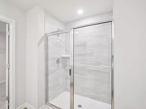 Bath - 2001 Topsail Rd, Durham, NC 27703 photo 4 of 5