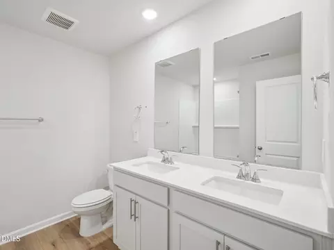 Bath - 2001 Topsail Rd, Durham, NC 27703 photo 5 of 5