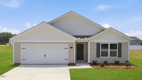 113 Claude St, La Grange, NC 28551