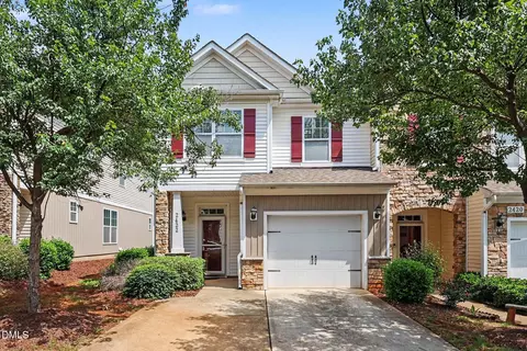 2422 Memory Ridge Dr, Raleigh, NC 27606