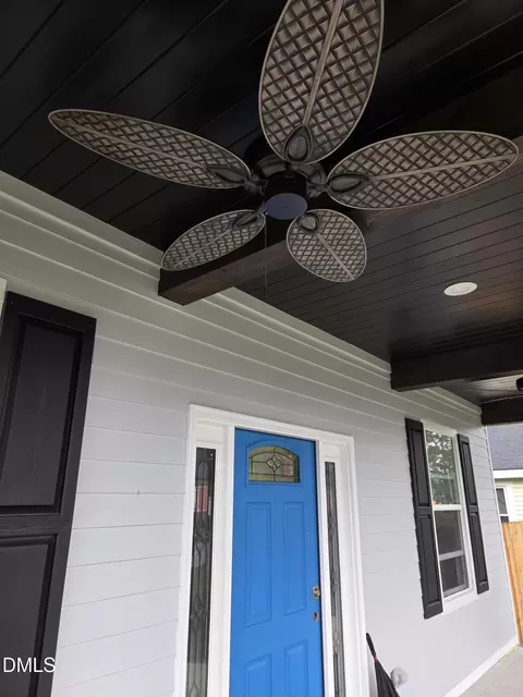 Exterior - 708 E Divine St, Dunn, NC 28334 photo 3 of 8