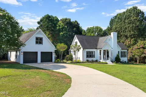 809 Kinsman Ct, Raleigh, NC 27603