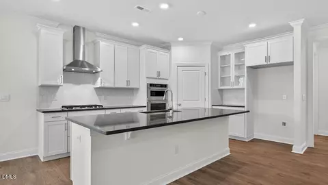 612 Bumblebee Loop, Apex, NC 27539 photo 5