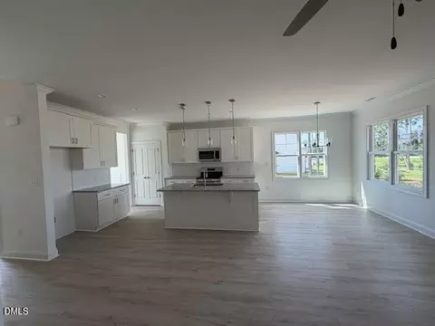75 N Rabbit Run Dr, Smithfield, NC 27577 photo 3