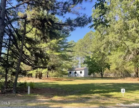 205 Weston Sky Ln, Fuquay Varina, NC 27526