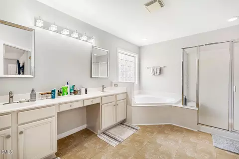 Bath - 610 Basil Dr, Durham, NC 27713 photo 5 of 6
