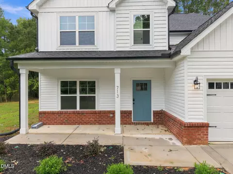 713 Crestview Dr, Durham, NC 27712 photo 3