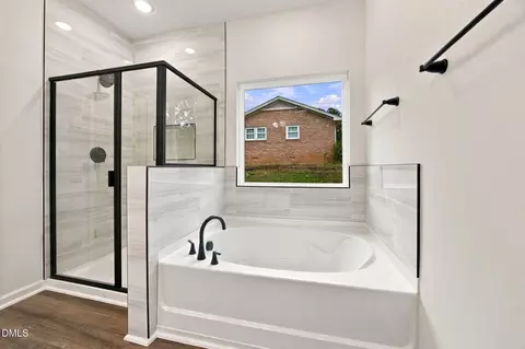 713 Crestview Dr, Durham, NC 27712 photo 16