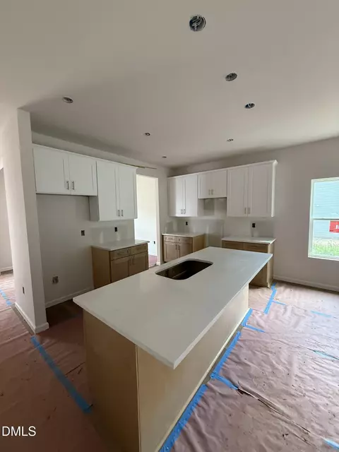 713 Crestview Dr, Durham, NC 27712 photo 2