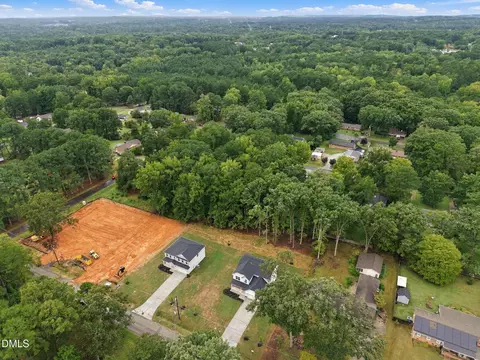 713 Crestview Dr, Durham, NC 27712 photo 40