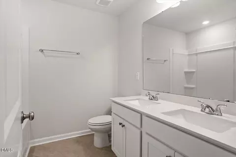 Bath - 175 Bunker Hill Pl #49, Angier, NC 27501 photo 2 of 2