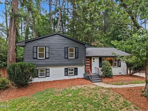 3607 Woodlea Dr, Raleigh, NC 27604