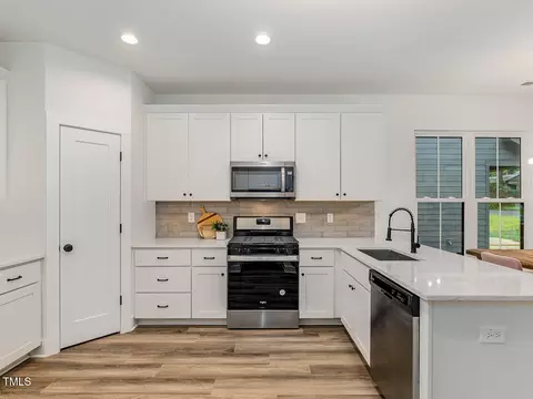 Kitchen - 614 Ellerbee St, Durham, NC 27704 photo 2 of 2