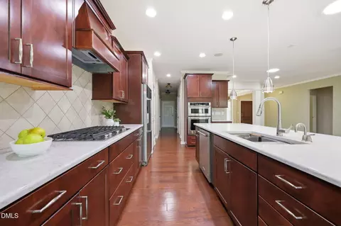 Kitchen - 105 Manning Way, Durham, NC 27703 photo 3 of 3