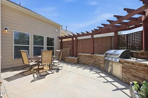 Exterior - 105 Manning Way, Durham, NC 27703 photo 5 of 11