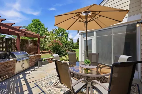 Exterior - 105 Manning Way, Durham, NC 27703 photo 4 of 11